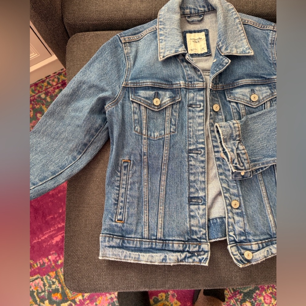 Abercrombie & Fitch Med Wash Denim Jacket